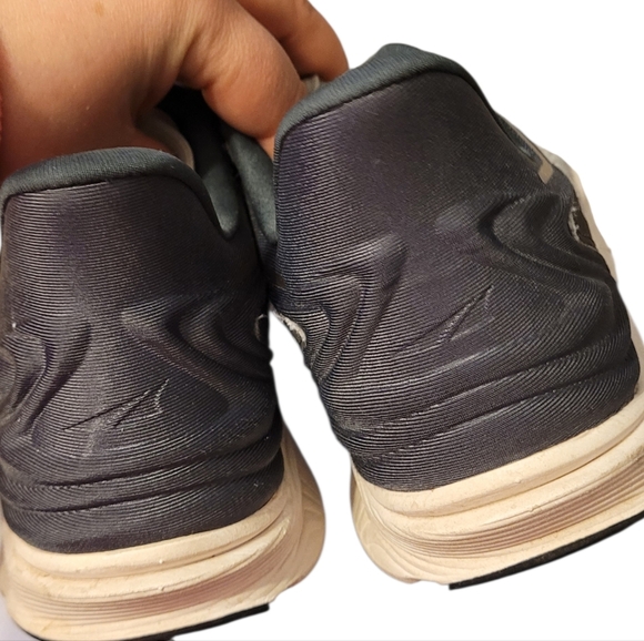 Altra Grey & Mint Green Women's Torin 6 Sneakers Size US 9 - Picture 6 of 6